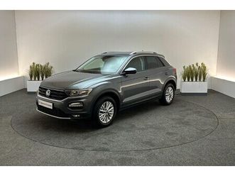 volkswagen t-roc 1.0 tsi 110pk style | trekhaak, parkeersensoren v+a, privacy glas |