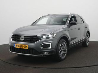 volkswagen t-roc 1.5 tsi sport navigatie - led - camera - stoelverwarming - acc