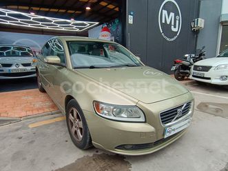 volvo s40 1.6 momentum