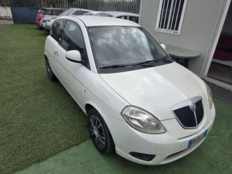 lancia ypsilon 1.4 e-collection gpl