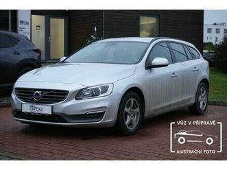 volvo v60 2,0d3 100kw a/t momentum