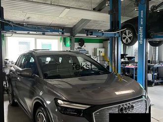 audi q4 e-tron 40 attitude 5d
