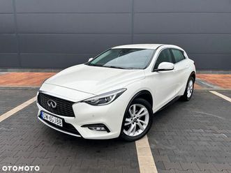 infiniti q30 1.6t premium 7dct
