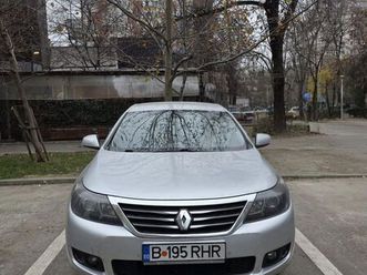 utilizat renault latitude 2011 - 3 990 eur, 249 000 km - autovit.ro