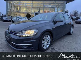 volkswagen golf vii lim. comfortline bmt/kamera/navi/1.hand