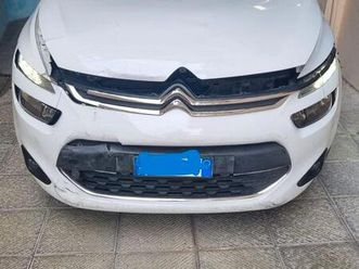 c4 picasso, anno 2015, incidentata parte frontale