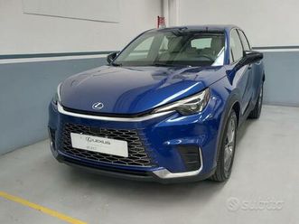 lexus lbx hybrid elegant 2wd