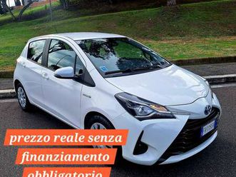 yaris 1.5h prezzo reale senza vincoli finanziari