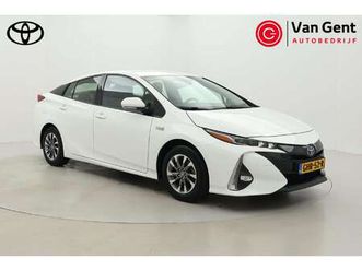 toyota prius 1.8 plug-in executive | fietsensteun | leder | dodehoek detectie | navigatie | stoelverwarming | jbl | head-up display | keyless | parkeersensoren 