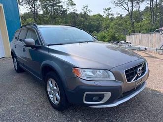 2011 volvo xc70 awd (affordable)