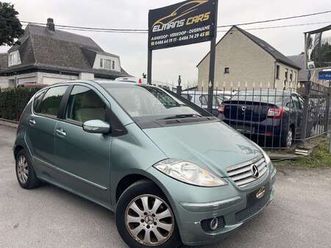 cdi elegance // 115.000km// cuir // airco// jantes