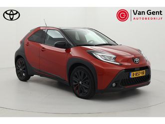 toyota aygo x 1.0 vvt-i mt premium | navigatie | jbl | led | stoelverwarming | adaptive cruise | keyless | clima | parkeersensoren voor/achter | apple carplay /