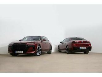 xdrive60 / nypris 2.4milj / executive lounge / tv / b&w