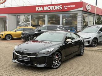 kia stinger ck 3,3 v6 t-gdi gpf 4x4 8at gt