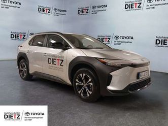 fwd-teamplayer-matrix-360-acc-navi-totw