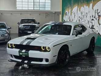 dodge challenger 3.6 sxt plus