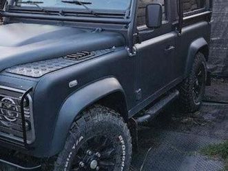 ② landrover defender td4 mat zwart — land rover — 2ememain