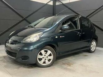 ② toyota aygo 1.0i automaat, bj2011, 126.000km. keuring vvk — toyota — 2ememain