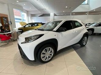 toyota aygo x 1.0 vvt-i 72 cv 5 porte active ...