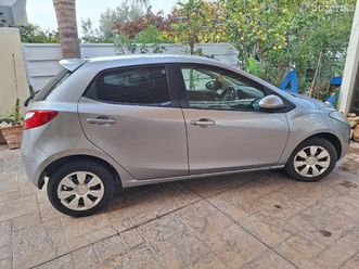 mazda demio 1,3l 2013