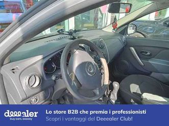 sandero 1.2 gpl 75cv lauréate *solo commercianti*