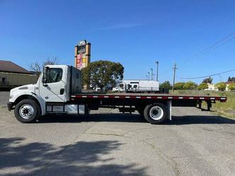 2018 freightliner m2 22ft flatbed **non-cdl, cummins, pto ready**â
