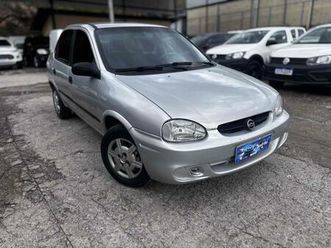 chevrolet corsa 1.6 sedan classic