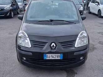 renault modus 1.2 benz anno 2008 (100 mila km)