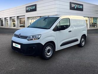 m 800kg 100 kw batterie 50 kwh driver