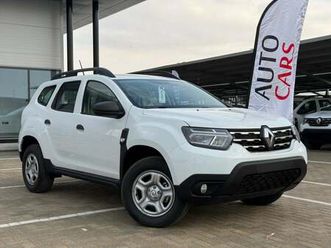 renault duster 1.5l basic option petrol a/t