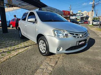 toyota etios 1.3 flex 16v 5p mec.
