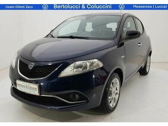 lancia ypsilon 1.2 69 cv 5 porte silver del 2016 usata a massarosa