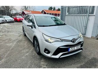 toyota avensis kombi 1.8 active plus värmare