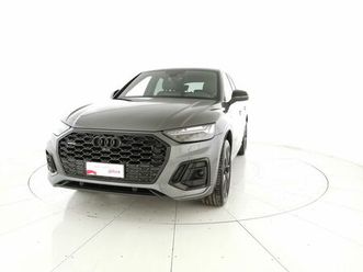 audi q5 sportback 40 2.0 tdi mhev 12v identity black quattro s-tronic del 2024 usata a san giovanni teatino