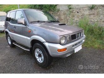 terrano ii 2.7 iscritto asi gancio traino pochi km