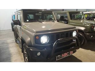suzuki jimny 1.5 pack avec options, 4 places.