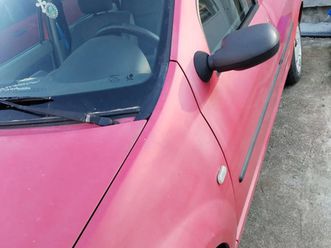 vând dacia 1.4 benzina