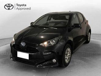 toyota yaris cross 1.5h gr sport black sky fwd 116cv e-cvt del 2021 usata a torino