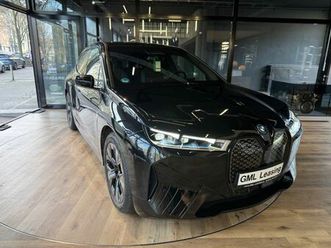 bmw ix 50 xdrive sport, sky lounge, suit, ac,pano