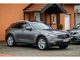 infiniti fx 30d awd reg.do 03/2026g. kupljen u hr. servisna knjiga.