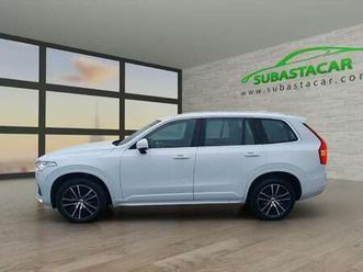 b5 momentum pro 7pl. awd aut.