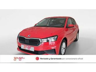 skoda fabia berlina con porton 1.0 tsi 70kw ambition 95 5p