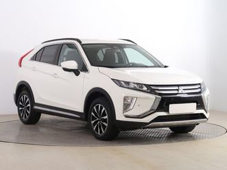 mitsubishi eclipse cross intense 1.5 t-mivec automat, serv.kniha, xenóny, bi-xenóny