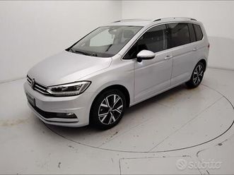 VOLKSWAGEN TOURAN volkswagen-touran-iii-2015-touran-2-0-tdi-execut