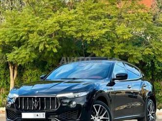 vente d'un véhicule de marque mazerati levante