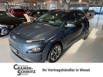 hyundai kona elektro 39,2 kwh select 11 kw lader shz lhz