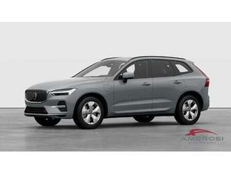 t6 awd ibrido plug-in elettrica/benzina plus dark