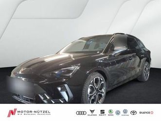 cupra leon st 1.5 etsi dsg matrix+navi+app+acc+shz+rfk