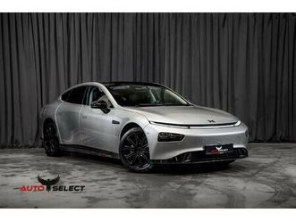 performance/470km/navi/cruise/pano/memory/360/keyless++