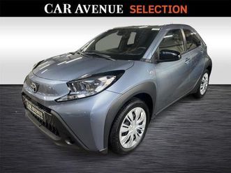 toyota aygo x play 1.0 vvt-i